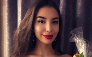 Manohara Pinot Pamer Foto Super Seksi dan Merokok, Bangga Tulis Ini