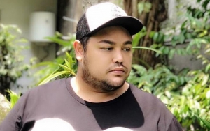 Unggah Foto Ini, Urat di Kaki Ivan Gunawan Bikin Netter Salah Fokus