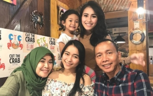 Ayu Ting Ting Peluk Adik yang Terbaring Pucat di Rumah Sakit, Reaksi Sahabat Syifa Di Luar Dugaan