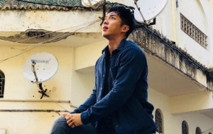 Kocaknya Lee Seung Gi Buat Sendiri Poster 'Vagabond' Untuk Ibunda