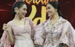 Bersaing Sabet Penghargaan ADI 2018, Ayu Ting Ting-Iis Dahlia Tetap Kompak Lakukan Ini