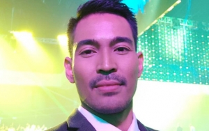 Bertemu Guru yang Dibully Siswa, Robby Purba Belikan Pak Joko Baju Hingga Ajak Liburan