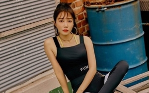 Pose Seksi Pamer Abs di Majalah, Eun Ji Diejek Mirip Ahjumma dan Norak