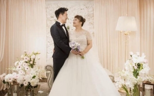 Resmi Jadi Suami Istri, Intip Kemesraan Hong Yoon Hwa dan Kim Min Ki di Foto-Foto Pernikahan
