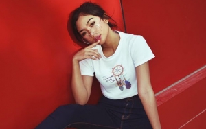 Pose Unik di Pemotretan, Marion Jola Bikin Pangling Dibilang Mirip Rihanna