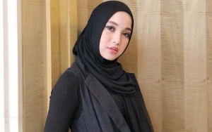 Foto Cantik Dipajang di Papan Kampanye Suami, Chacha Frederica Dikira Ikut Nyaleg