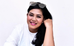 Masih Irit Bagikan Potret Wajah Sedah Mirah, Kahiyang Ayu Buat Warganet Penasaran
