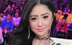 Sering Nyinyir Soal Meldi, Dewi Persik Disindir Kalah Bijak dari Maia Estianty