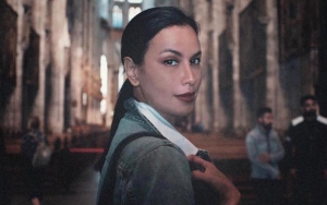 Rumah Dekat Dengan Makam, Sophia Latjuba Selalu 'Sapa' Mendiang Chrisye