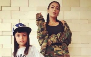 Tak Kuat Melihat Kondisi Shakira, Denada Sengaja Bohongi Anaknya