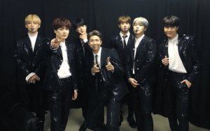 Viral Video Gerombolan Sasaeng Satu Pesawat dengan BTS, Fans Berang 
