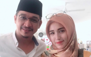 Pasha Ungu Ulang Tahun, Adelia Pamer Foto Manis Cium Sang Suami