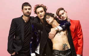 Nyanyikan Ulang Lagu Ariana Grande, The 1975 Suguhkan 'Thank U, Next' Versi Gospel
