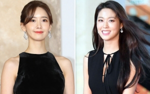 Sama-Sama Tampil Seksi Kenakan Dress Hitam, Yoona dan Seolhyun Dipuji Anggun di Red Carpet AAA