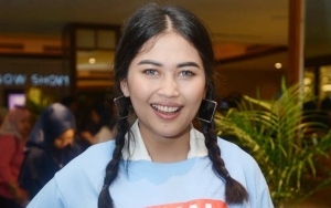 Usai Menikah, Ovi Sovianti Eks Duo Serigala Ikut Sang Suami Pindah Keyakinan Lagi