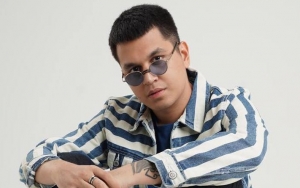 Terang-Terangan Pamer Foto Merokok, Kevin Julio Ramai Kena Tegur Netter