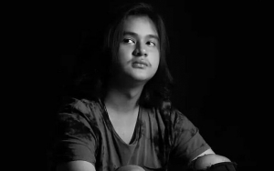 Jarang Disorot, Begini Penampilan 'Berantakan' Esa Sigit eks Pacar Yuki Kato Sekarang