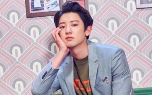 Unggah Video Berenang, Chanyeol Pamer Bodi Berotot dan Kemampuan Akrobat di Hawaii