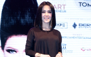 Syahrini Cuma Bilang Begini Saat Ditanya Soal Reino Barack, Netter Malah Salut