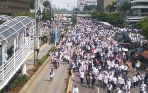 Reuni 212 Bawa Berkah, Kamar Hotel Hingga Pedagang Kaki Lima Laris Manis