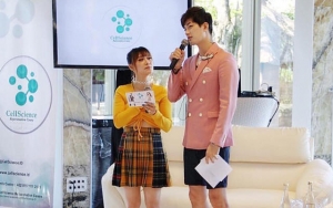Rayakan Anniversary Pernikahan Pertama, Ini Kado Lee Jeong Hoon Untuk Istri
