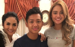 Tunjukkan Kerinduan Pada Aurel Hermansyah dan Azriel Hermansyah, Krisdayanti Bikin Warganet Mewek