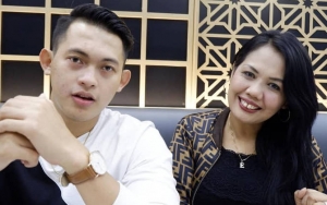 Eks Suami Resmi Menikah, Ely Sugigi Lakukan Pemotretan Prewedding Bareng Irfan Sbaztian?