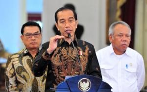 Puluhan Pekerja Trans Papua Ditembak Kelompok Bersenjata, Jokowi: Tumpas Sampai ke Akarnya