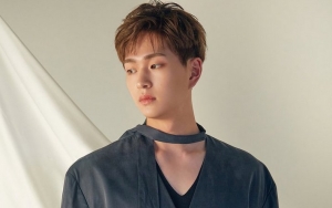 Comeback Solo Rilis MV 'Blue' Jelang Wamil, Kekuatan Suara Onew SHINee Dipuji