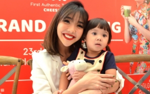 Gisel Kesal Netizen Nyinyir Soal Perceraiannya, Bohongi Gempi Soal Gading Marten?