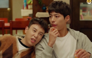 Adegan P.O Block B Sandaran Manja ke Park Bo Gum di 'Encounter' Bikin Netter Baper 