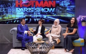 'Disogok' Uang Hotman Paris, Rina Nose Bongkar Alasan Lain Lepas Hijab dan Bantah Hobi Dugem