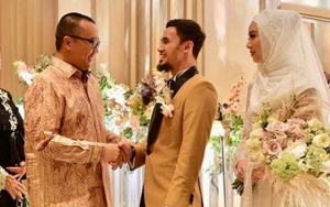 Hadir di Resepsi Pernikahan, Menpora Imam Nahrawi Akui Kaget Lindswell Kwok Berhijab