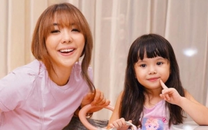 Gisella Anastasia-Gempita Tampak Bahagia di Pemotretan, Netter Justru Sedih