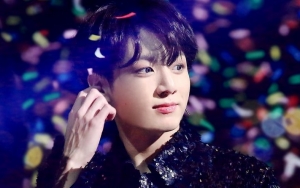 MAMA 2018: Jungkook BTS Atasi Kendala Mikrofon Saat Perform 'Fake Love' Jadi Trending 