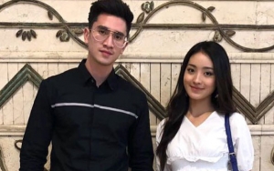 Verrell Bramasta Pose Gendong Manja Natasha Wilona, Netter Cibir Bak Suami Istri