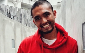 Bagikan Foto Bertelanjang Dada Pamer Tato, Uus Diperingatkan Netizen Soal Petisi