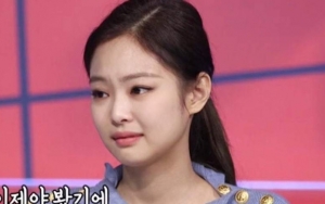 Jennie Nangis Terharu Lihat Member Black Pink Dukung Kegiatan Solonya