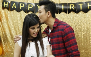 Masih Pamer Foto Denny Sumargo, Dita Ketahuan Edit Caption Hingga Akui Sebagai Kenangan Terindah