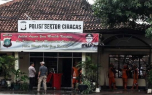 Polsek Ciracas Dibakar dan Rusak Parah, Kapolsek Sampai Alami Trauma