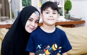 Menikah Tahun Lalu, Sahabat Tegaskan Suami  Baru Risty Tagor Bukan Ustaz