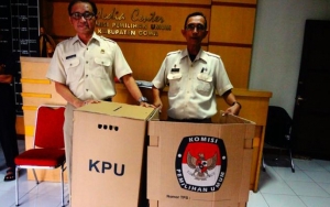 Jelang Pemilu, KPU Jamin Kotak Suara Kardus Tak Akan Penyok Meski Ditimpa Beban 90 Kilogram