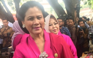 Peringati Hari Ibu, Istri Presiden Jokowi Pimpin Upacara dan Tabur Bunga di Taman Makam Pahlawan