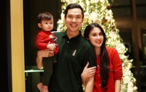 Suami Sandra Dewi Peluk Raphael Usai Terpeleset, Wajah Tampan Saat Tidur Bagai Pangeran