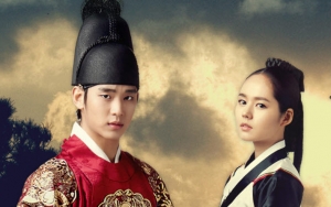 Netter Setuju Soal Kim Soo Hyun - Han Ga In Tak Punya Chemistry di 'Moon Embracing Sun'