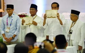 Tak Cantumkan Gelar Prabowo dan Sandiaga Uno di Iklan Pemilu 2019, Ini Penjelasan KPU