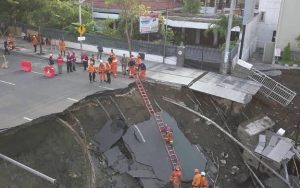 Jalan Gubeng Ambles Mulai Diperbaiki, Biaya Sepenuhnya Ditanggung PT NKE