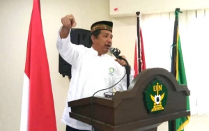 Sebut Prabowo Tinju Meja, Usamah Hisyam: Saya Siap Bersumpah di Atas Alquran