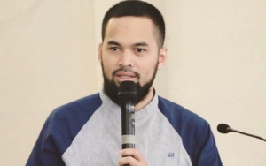 Nekat Banting Setir Ke Dunia Bisnis, Usaha Teuku Wisnu Berbuah Manis Dapat Penghargaan
