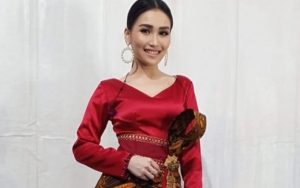 Jalani Pemotretan Pakai Wig Pendek, Ayu Ting Ting Kembali Disebut Mirip Dijjah Yellow